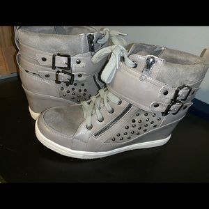 Torrid wedge sneakers 10W